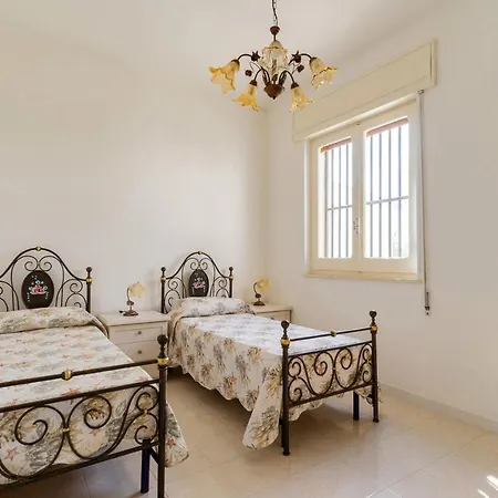 Holiday home Belice By Barbarhouse Torre Lapillo